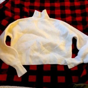 Knit cream cropped sweater